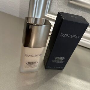 NIB Laura Mercier Candleglow Soft Luminous Foundation - Vanilla